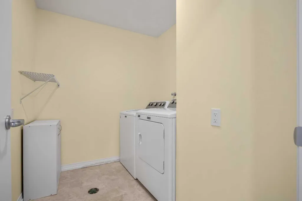 410 7 Street SW High River AB T1V 1B7