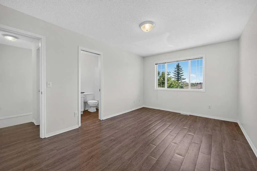39 Citadel Point NW Calgary AB T3G 5L2
