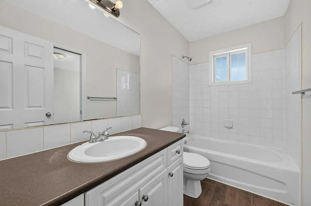 39 Citadel Point NW Calgary AB T3G 5L2