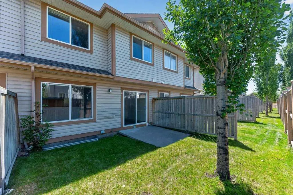 39 Citadel Point NW Calgary AB T3G 5L2
