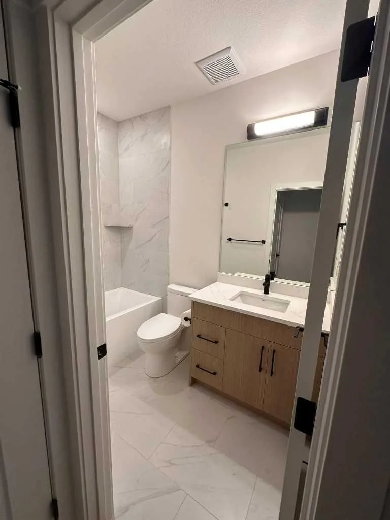 4744 Bowness Road Calgary AB T3B 0B4