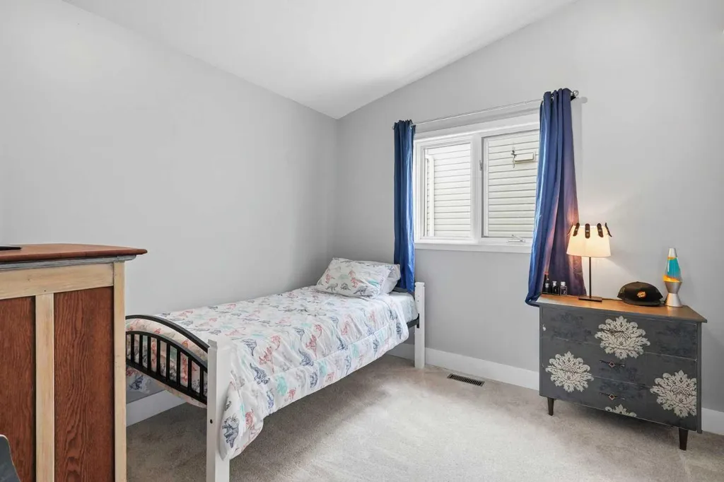535 Pioneer Drive Irricana AB T0M 1B0