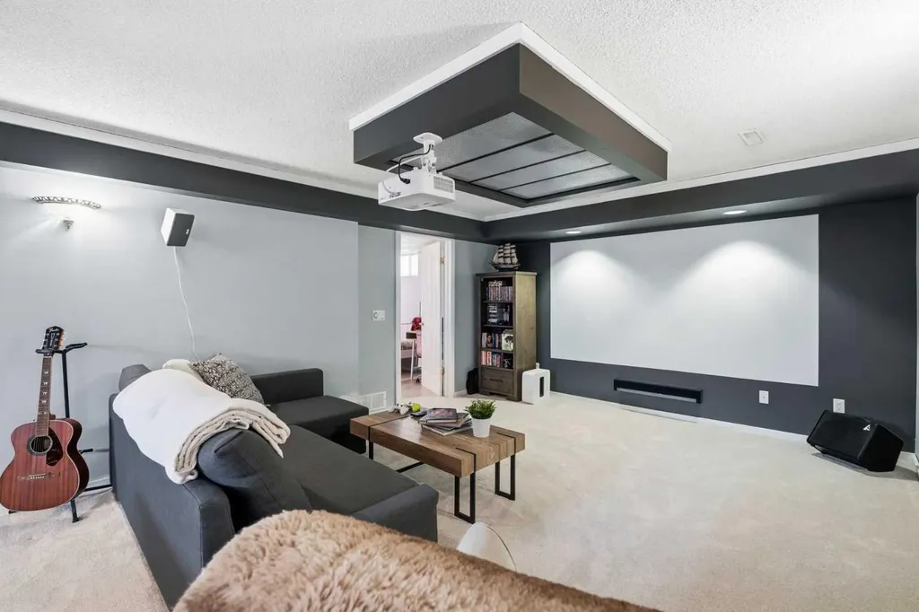 535 Pioneer Drive Irricana AB T0M 1B0