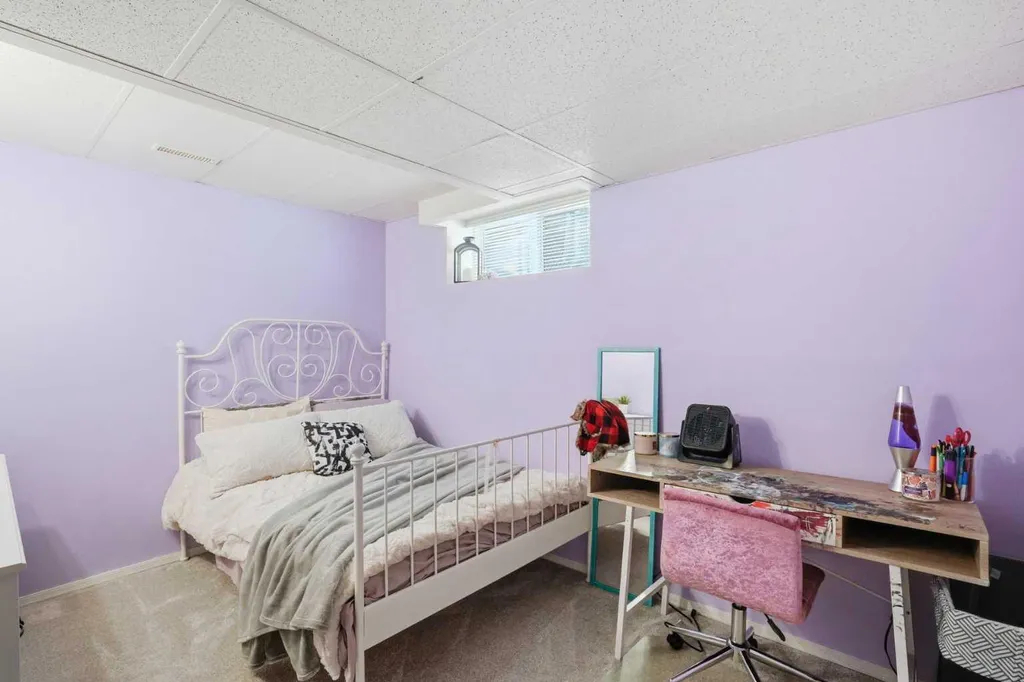 535 Pioneer Drive Irricana AB T0M 1B0