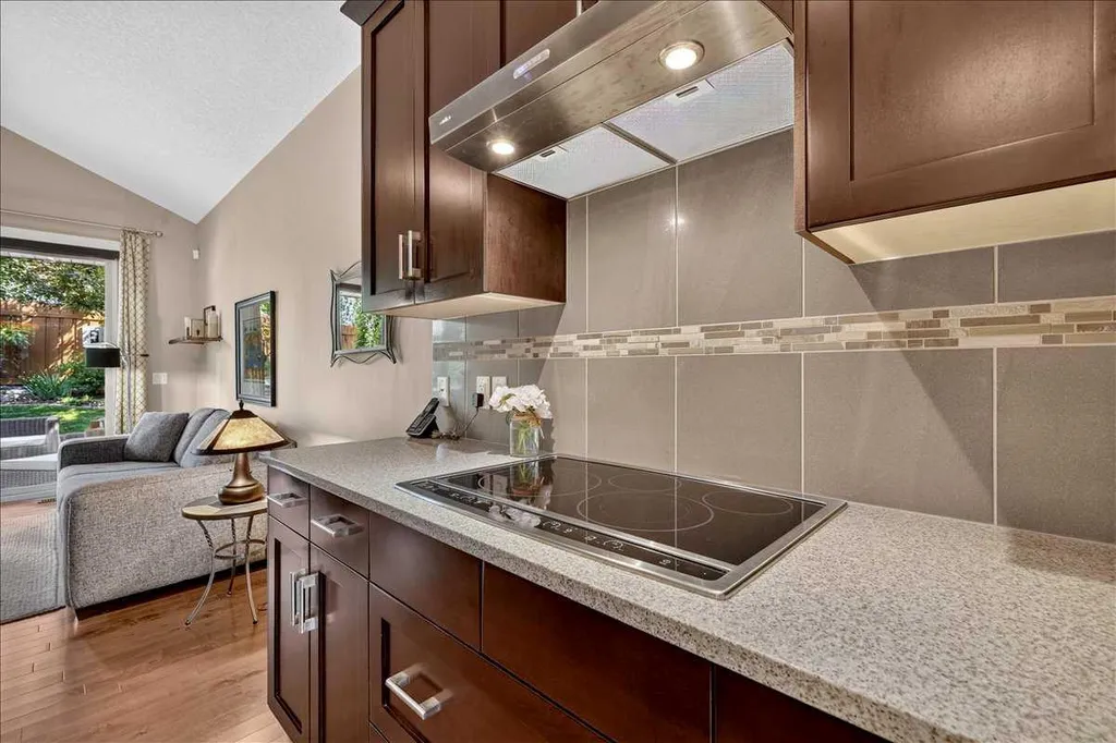 295 Tremblant Way SW Calgary AB T3H 0S8
