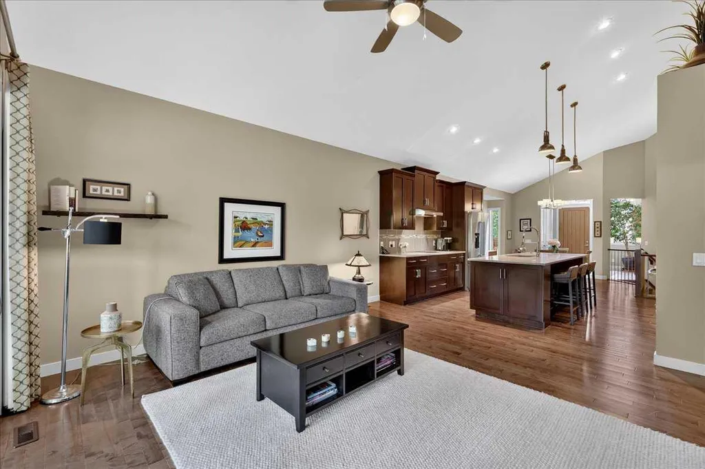 295 Tremblant Way SW Calgary AB T3H 0S8