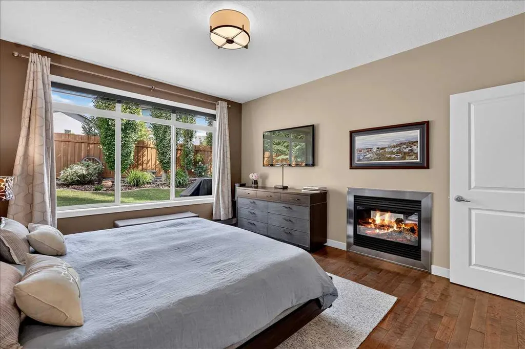 295 Tremblant Way SW Calgary AB T3H 0S8