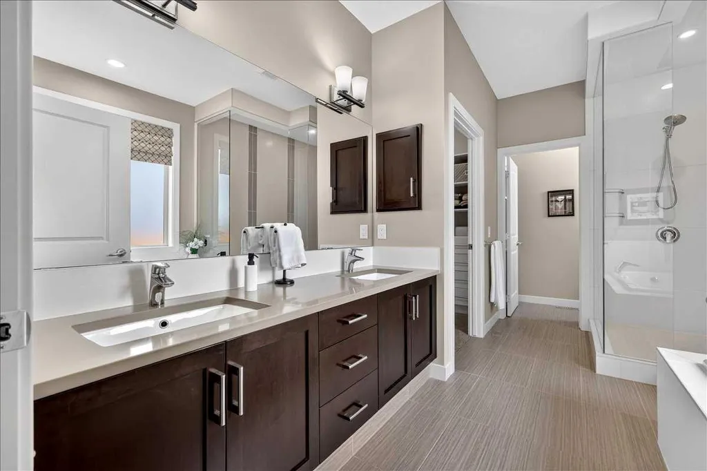 295 Tremblant Way SW Calgary AB T3H 0S8
