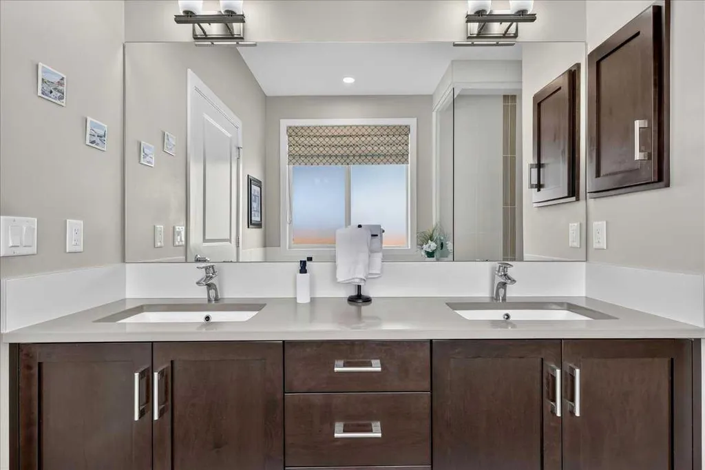 295 Tremblant Way SW Calgary AB T3H 0S8