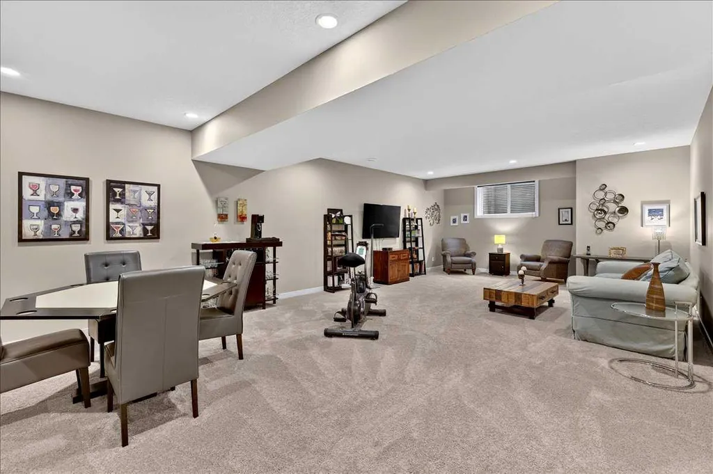 295 Tremblant Way SW Calgary AB T3H 0S8