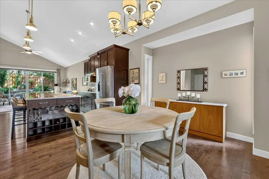 295 Tremblant Way SW Calgary AB T3H 0S8