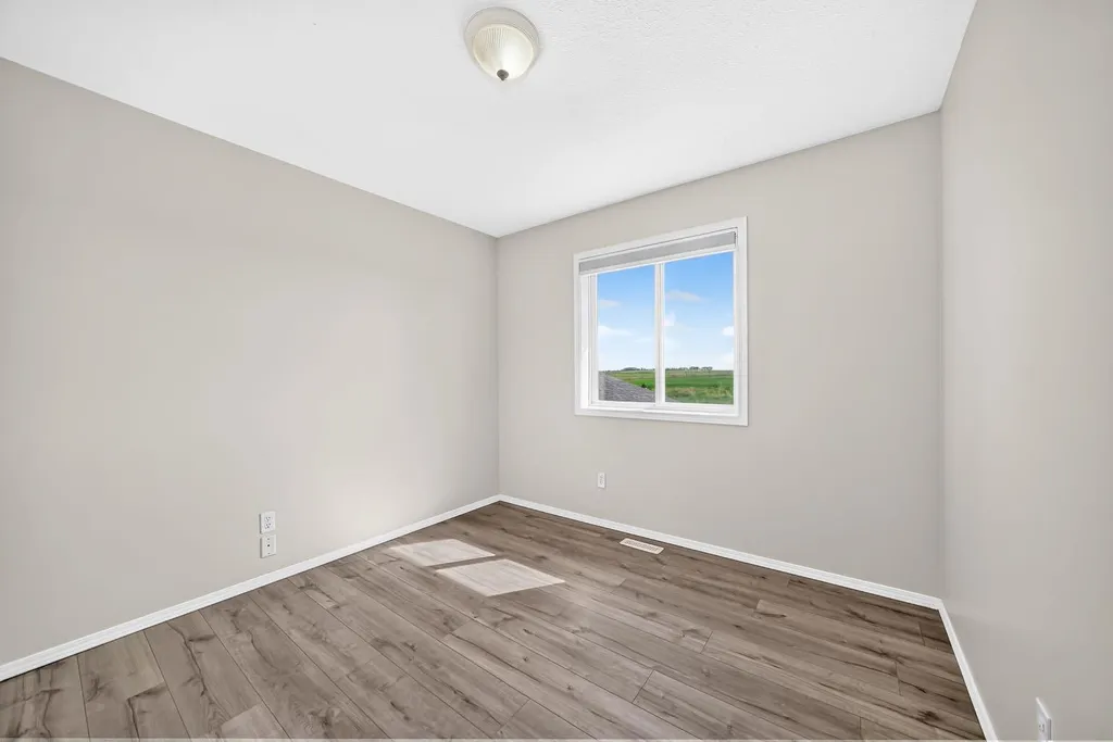 417 9 Street Beiseker AB T0M 0G0