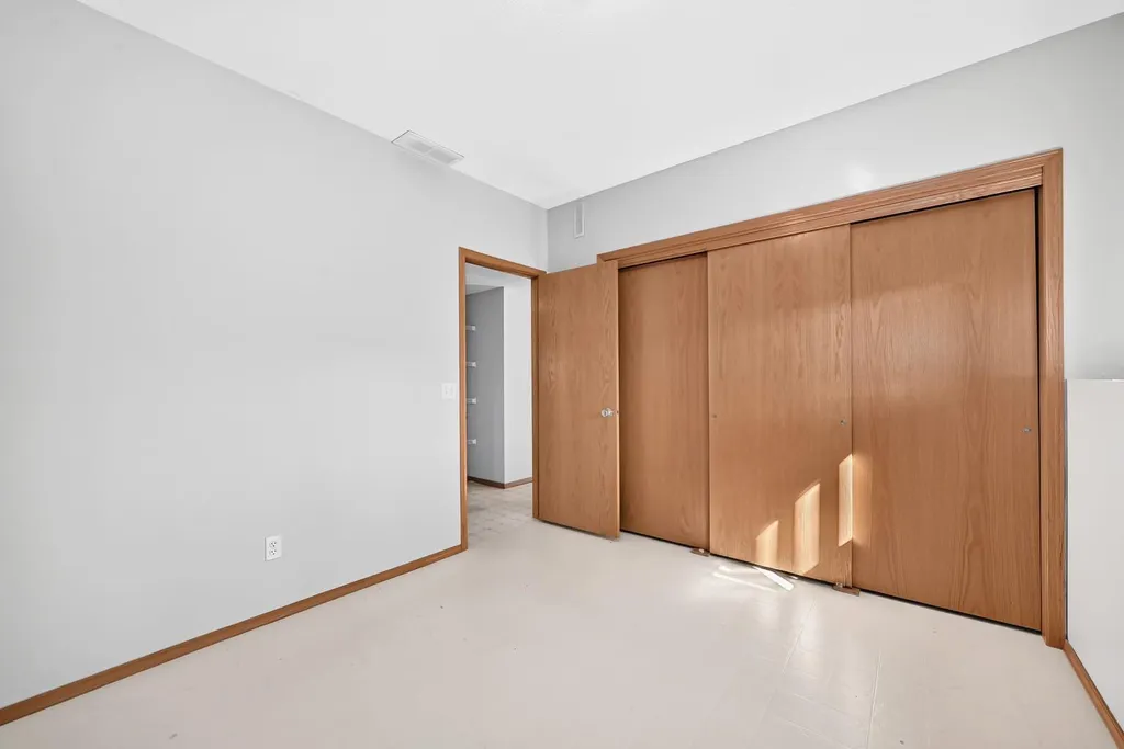417 9 Street Beiseker AB T0M 0G0