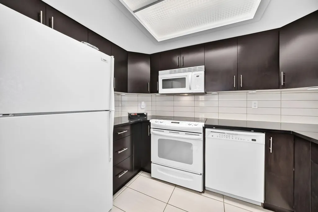 3717 42 Street NW Calgary AB T3A 2W2