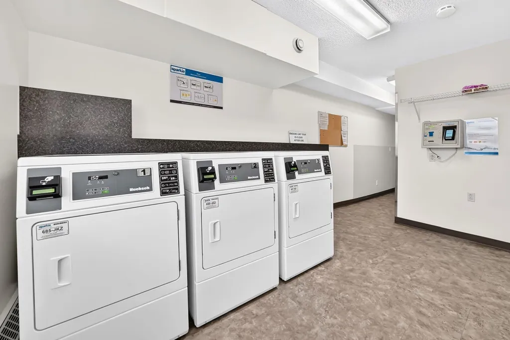 3717 42 Street NW Calgary AB T3A 2W2