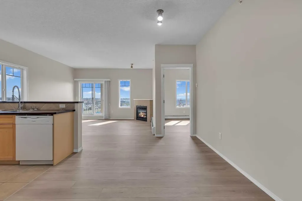 70 Panamount Drive NW Calgary AB T3K 6G7