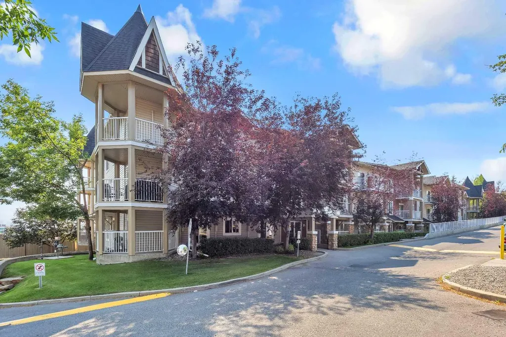 70 Panamount Drive NW Calgary AB T3K 6G7