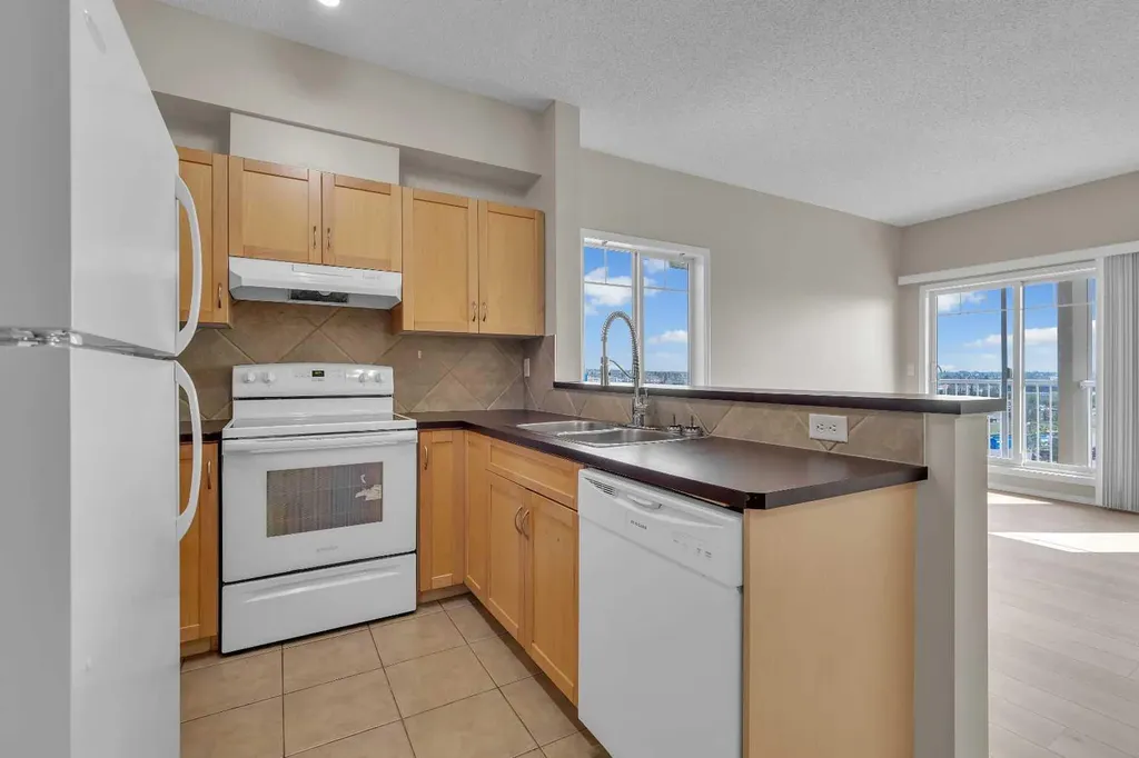 70 Panamount Drive NW Calgary AB T3K 6G7