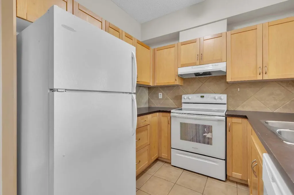 70 Panamount Drive NW Calgary AB T3K 6G7