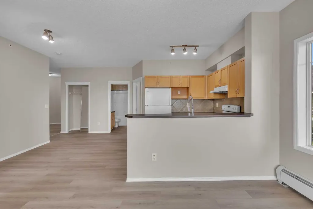 70 Panamount Drive NW Calgary AB T3K 6G7