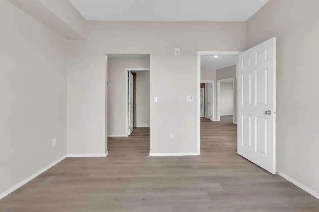 70 Panamount Drive NW Calgary AB T3K 6G7
