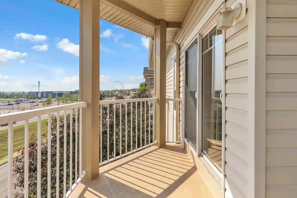 70 Panamount Drive NW Calgary AB T3K 6G7