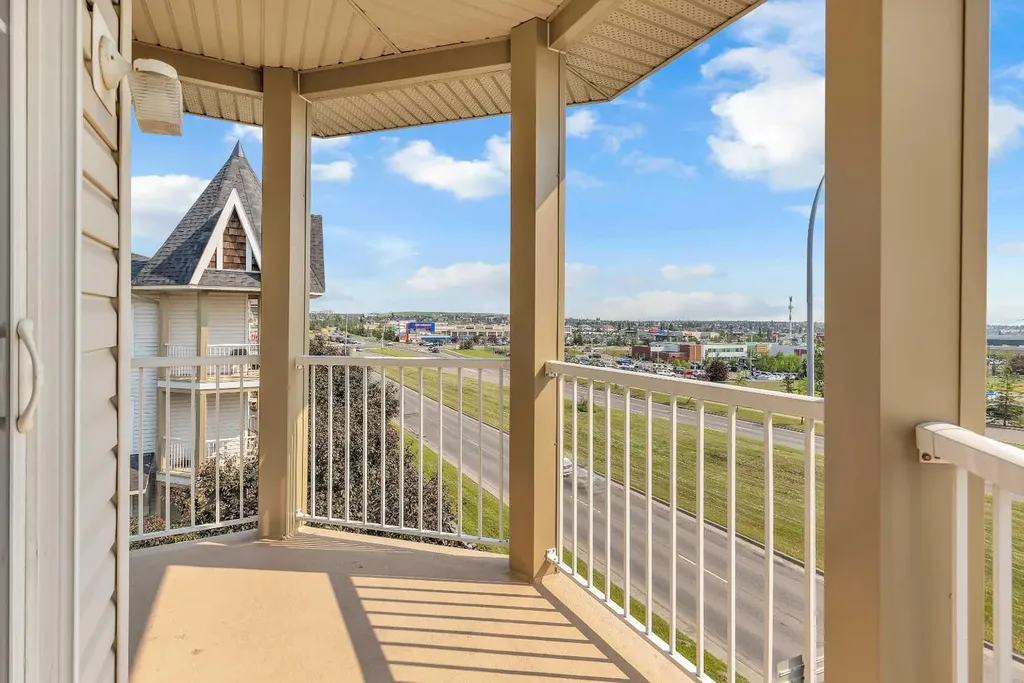 70 Panamount Drive NW Calgary AB T3K 6G7