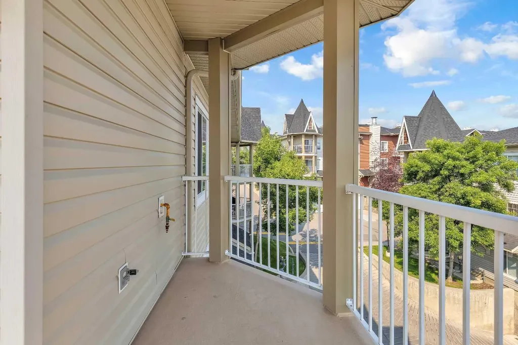 70 Panamount Drive NW Calgary AB T3K 6G7