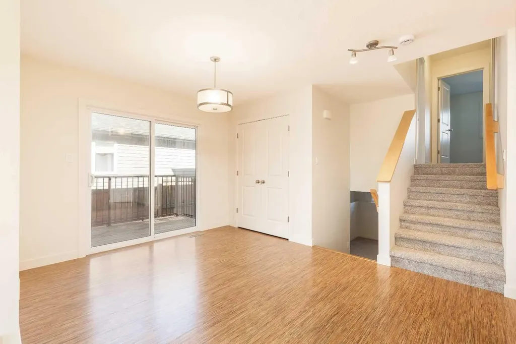 78 Sunridge Boulevard W Lethbridge AB T1J 0T4