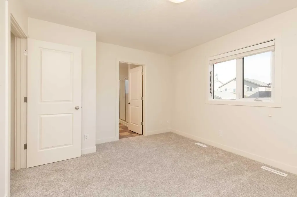 78 Sunridge Boulevard W Lethbridge AB T1J 0T4