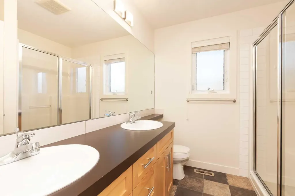 78 Sunridge Boulevard W Lethbridge AB T1J 0T4