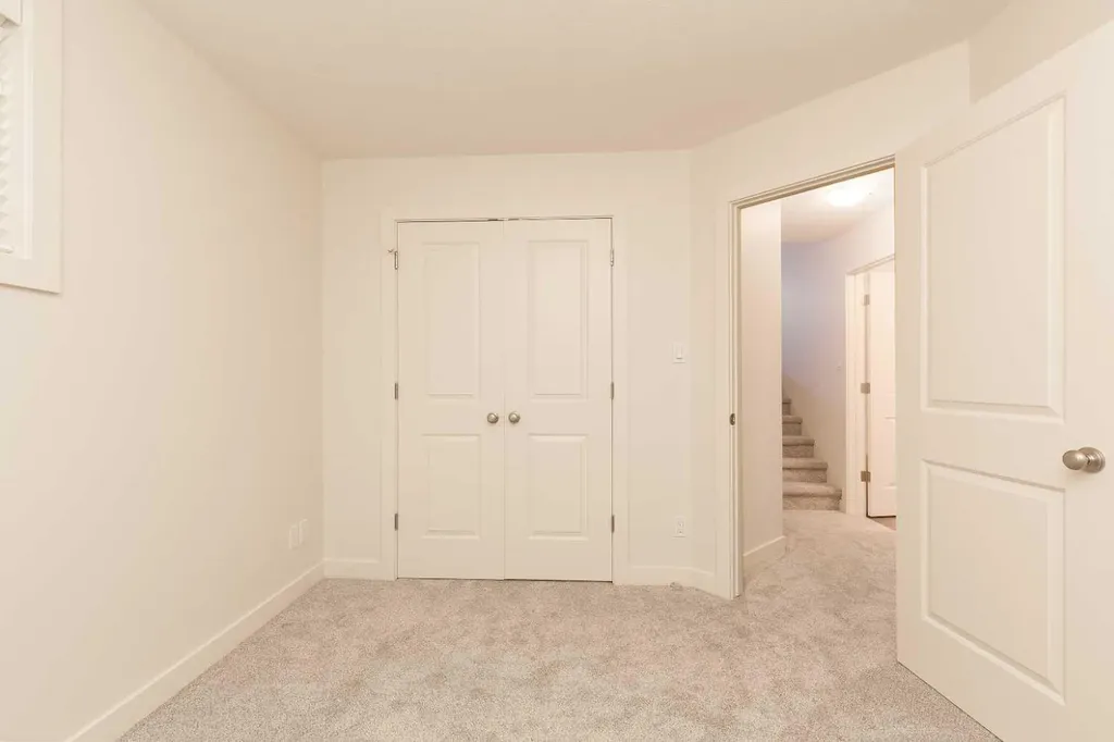 78 Sunridge Boulevard W Lethbridge AB T1J 0T4