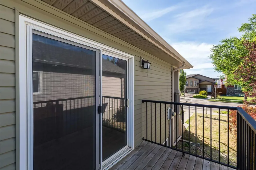 78 Sunridge Boulevard W Lethbridge AB T1J 0T4
