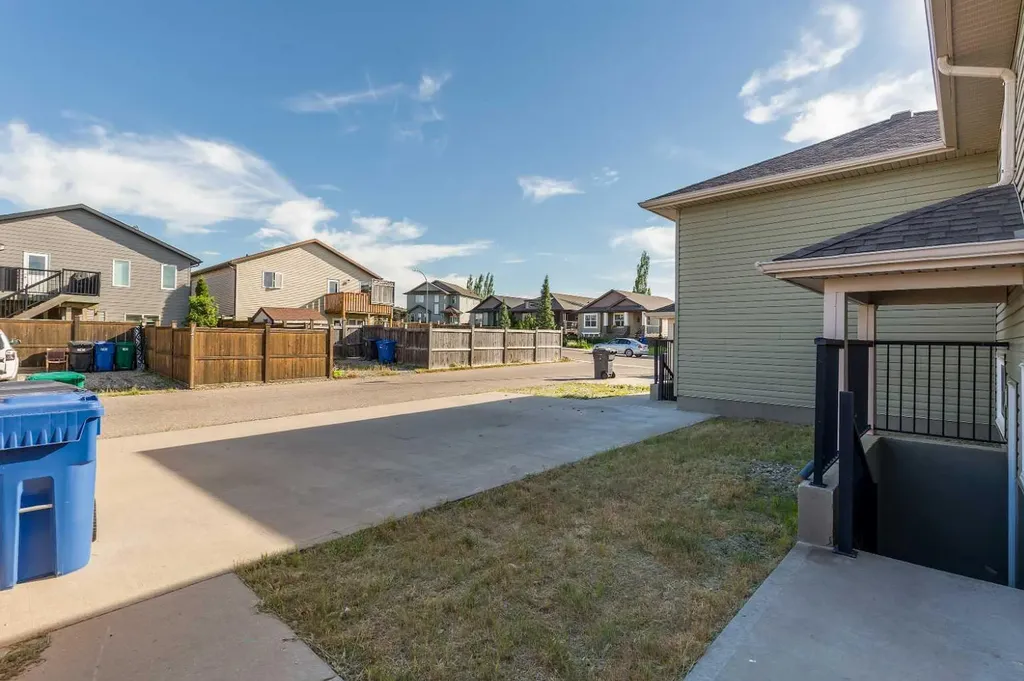 78 Sunridge Boulevard W Lethbridge AB T1J 0T4