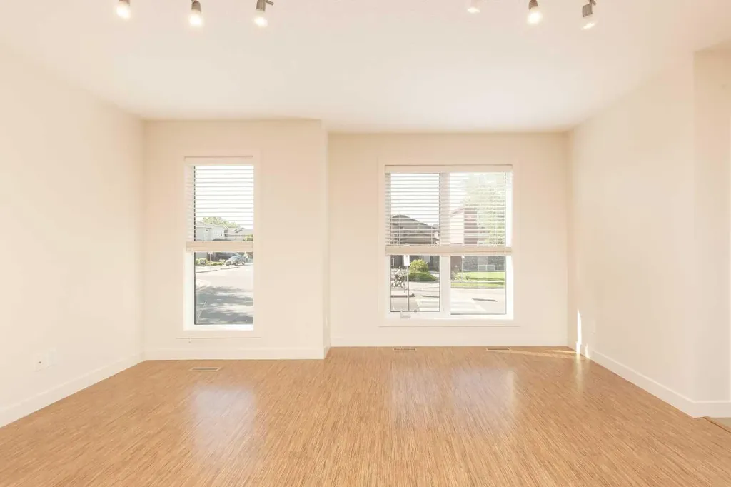 78 Sunridge Boulevard W Lethbridge AB T1J 0T4