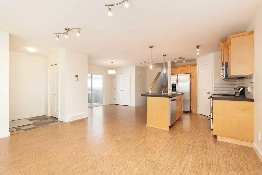 78 Sunridge Boulevard W Lethbridge AB T1J 0T4