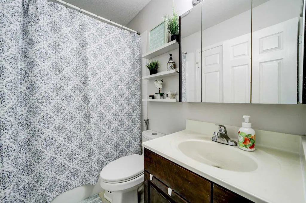 106 Peigan Court W Lethbridge AB T1K 7N8