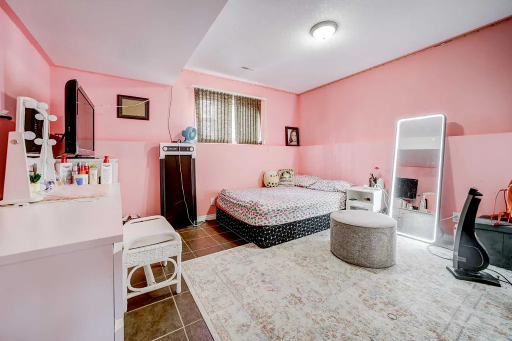 106 Peigan Court W Lethbridge AB T1K 7N8
