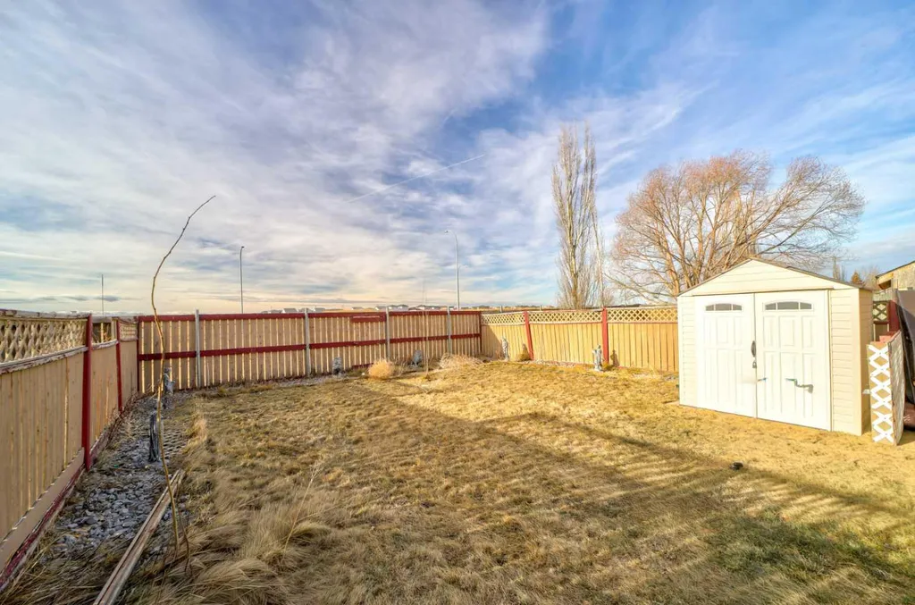 106 Peigan Court W Lethbridge AB T1K 7N8