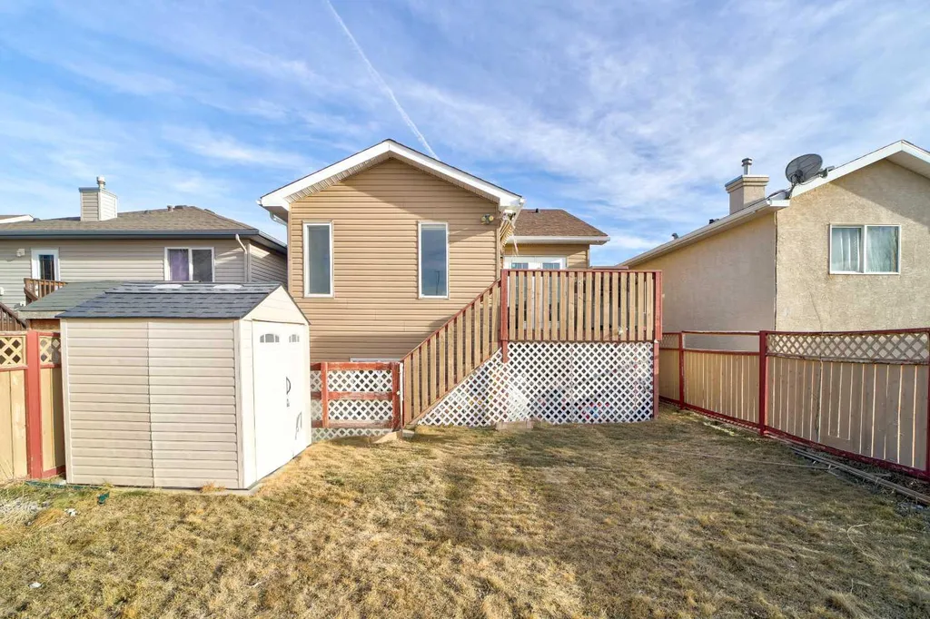 106 Peigan Court W Lethbridge AB T1K 7N8