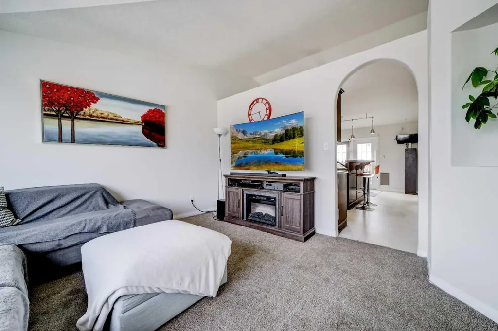 106 Peigan Court W Lethbridge AB T1K 7N8