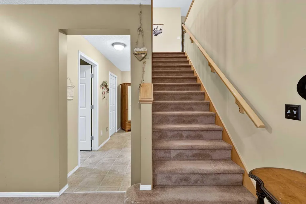 14 Evergreen Common SW Calgary AB T2Y 4N8
