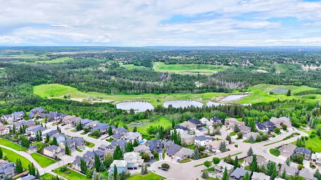 14 Evergreen Common SW Calgary AB T2Y 4N8