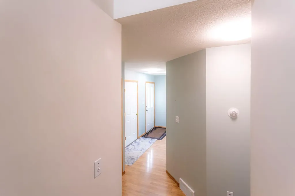 5725 41 Street Lloydminster AB T9V 2A4