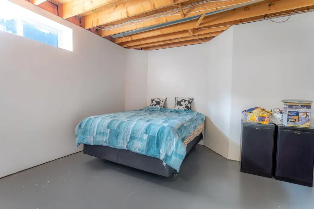 5725 41 Street Lloydminster AB T9V 2A4