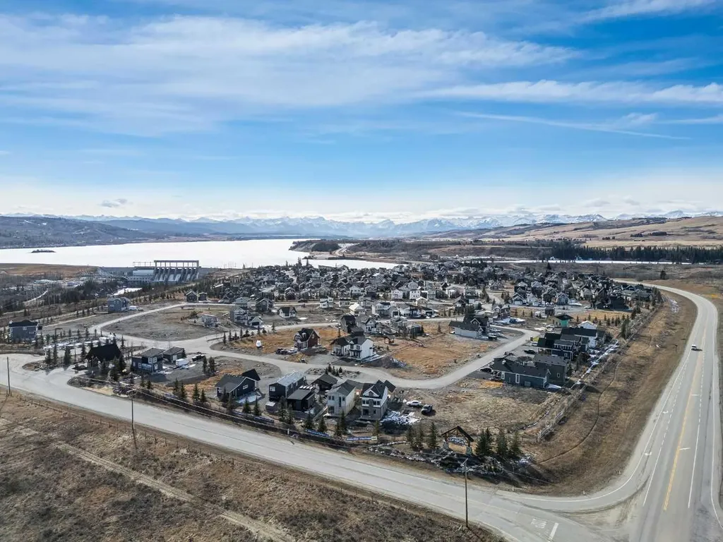 423 Cottageclub Cove Rural Rocky View County AB T4C1B1