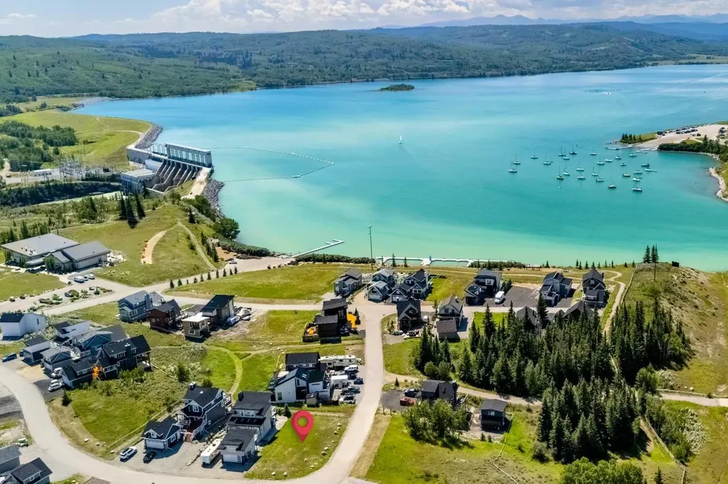 423 Cottageclub Cove Rural Rocky View County AB T4C1B1
