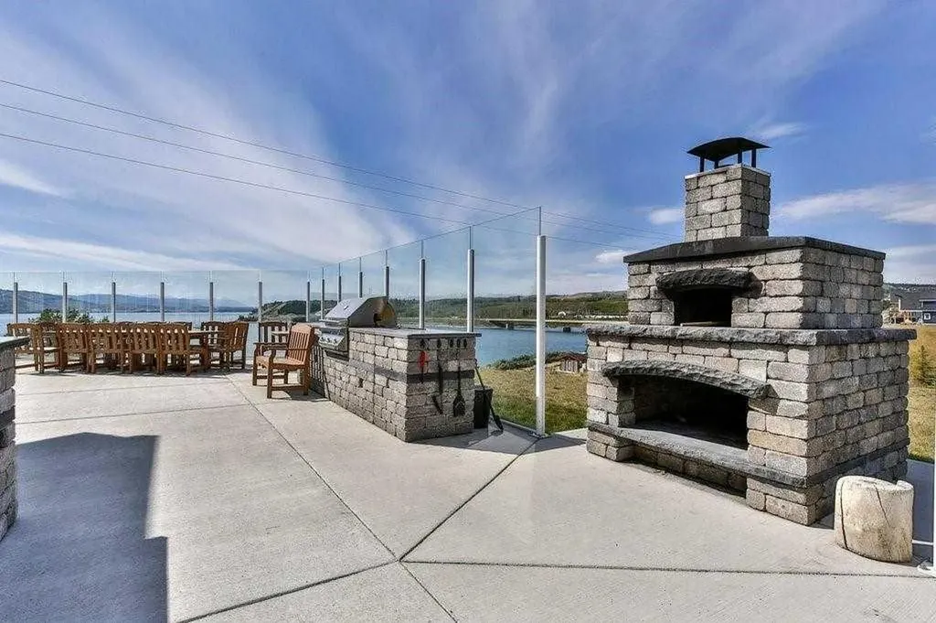 423 Cottageclub Cove Rural Rocky View County AB T4C1B1