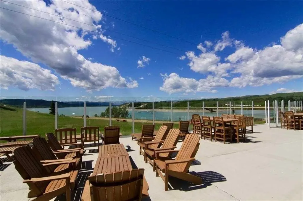 423 Cottageclub Cove Rural Rocky View County AB T4C1B1