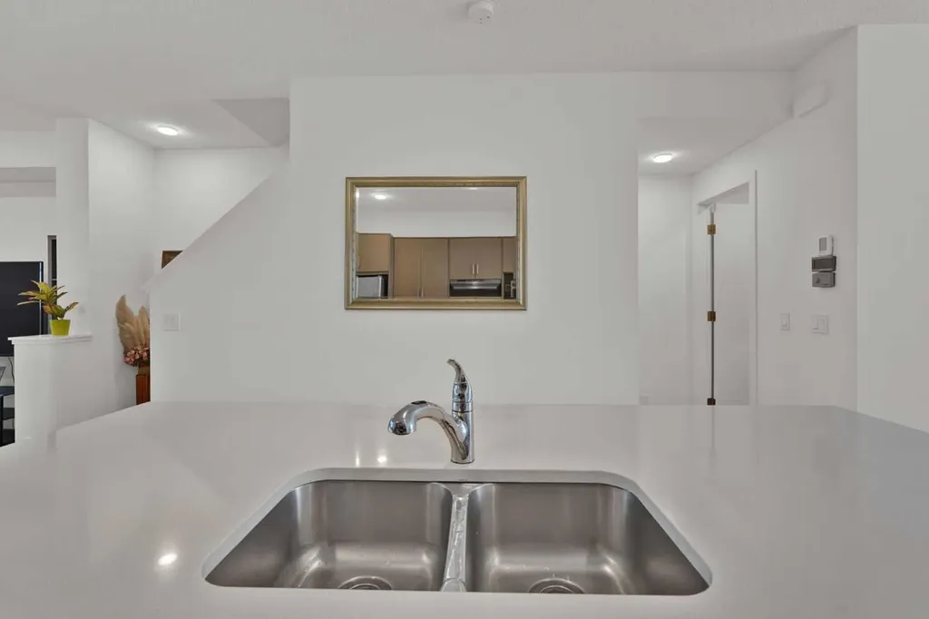71 Savanna Park NE Calgary AB T3J0Y8